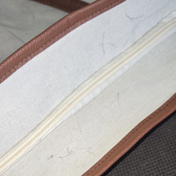 Purse - Picture 5 of 6